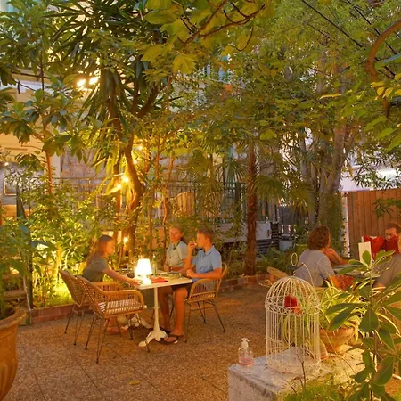 Le Windsor, Jungle Art Hotel-3