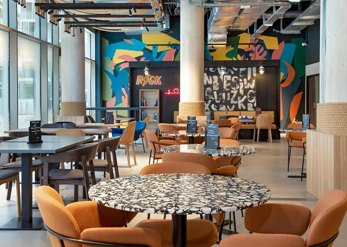 Moxy Nice